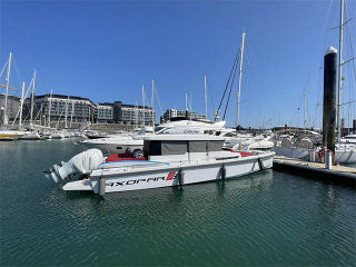 BR_0000_Axopar-37-AC-1