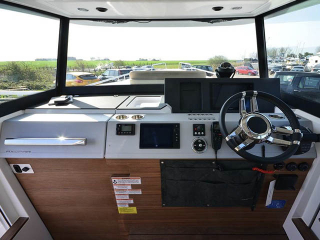 BR_0012_Axopar-37-AC-13