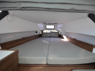 BR_0018_Axopar-37-AC-19